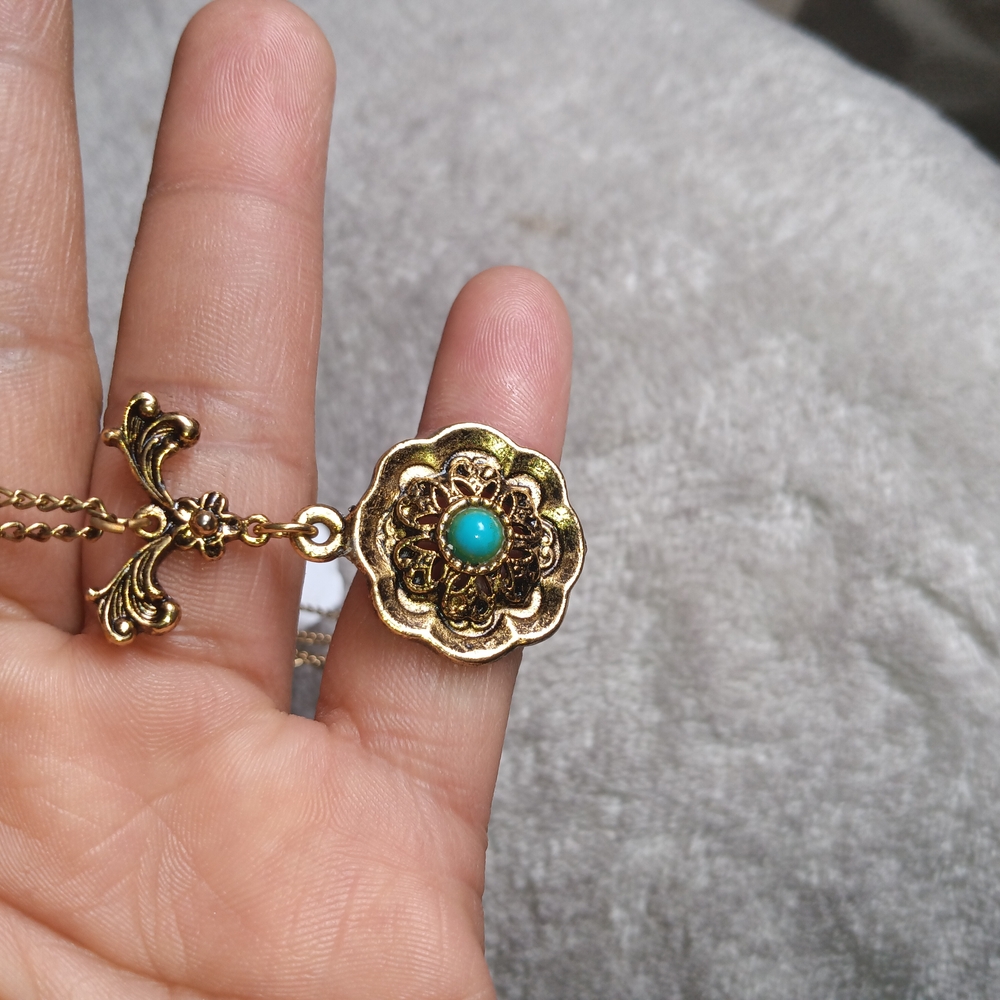 Gold and Turquoise Pendant Necklace